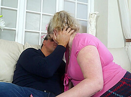 British Chubby Mature Lady Loves Fucking And Sucking Cock – MatureNl