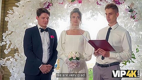 Easy-on-the-eyes Arty Cheys And Alice Murkovskis Russian Sex