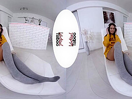 Virtual Reality And Jeanine Hot In Petite Jenny With Young Hot Body