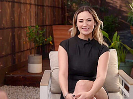 An improvised show that ends in an exceptional orgy… – Jacquie et Michel TV