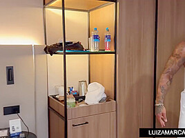 Delivering Pizza And Two Horny Women Ready To Squeeze A Big Cock – Katty Soarez, Luiza Marcato And Leo Santos